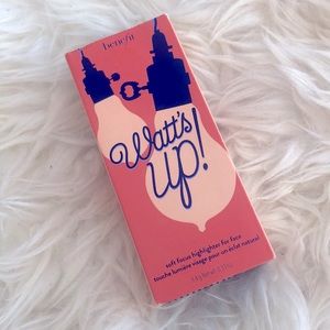Benefit Watt’s Up Highlighter